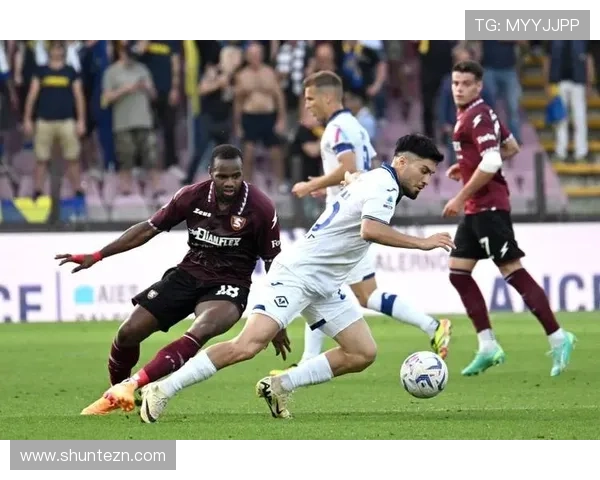 佛罗伦萨与AC米兰同时锁定维罗纳新星吉奥瓦尼引发转会关注