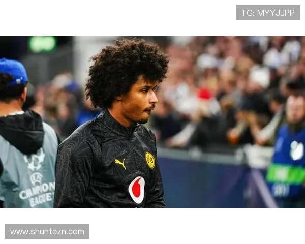 阿德耶米怒摔水瓶引争议 科瓦奇或因不满态度决定惩罚